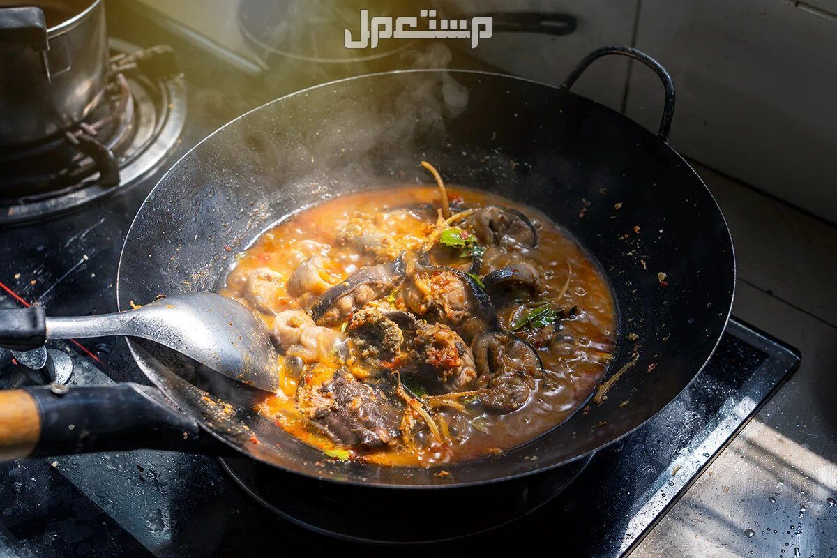 كيفية التخلص من رائحة الطعام المحروق في المطبخ بـ7 طرق سهلة كيفية التخلص من رائحة الطعام