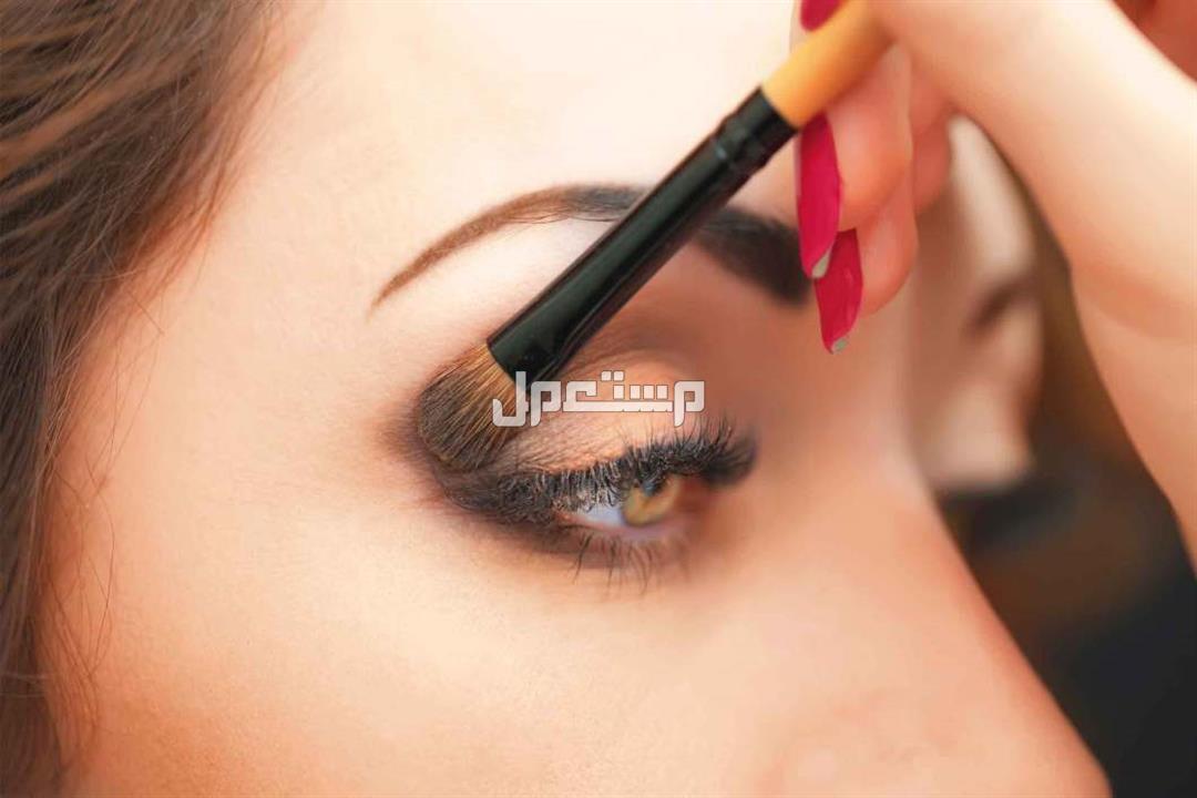 تفسير رؤية كحل العين في المنام للمتزوجة والعزباء تفسير رؤية كحل العين في المنام