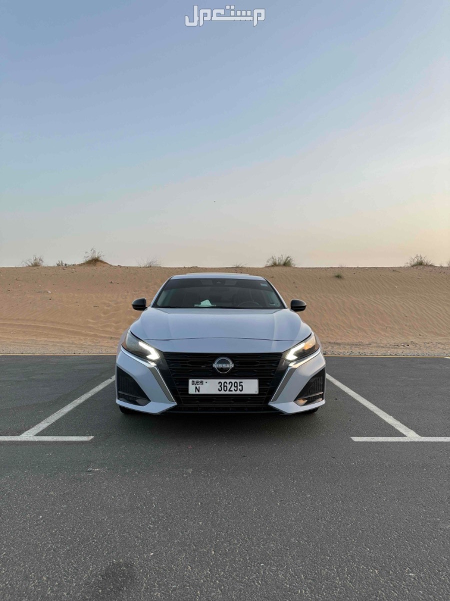 نيسان التيما 2023 في دبي بسعر 71 ألف درهم إماراتي