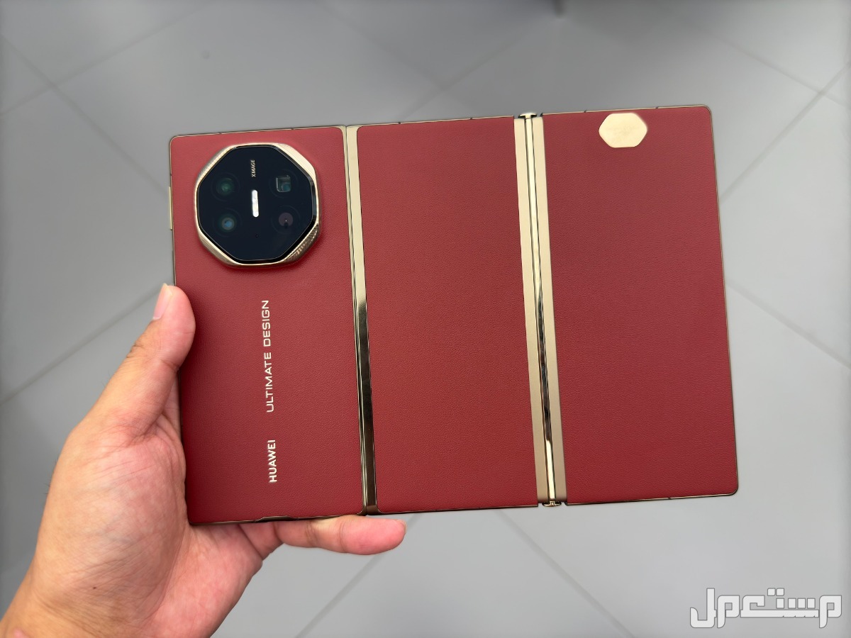 مراجعة هاتف هواوي Mate XT Ultimate.. والفرق بينه وبين ايفون 16 برو max