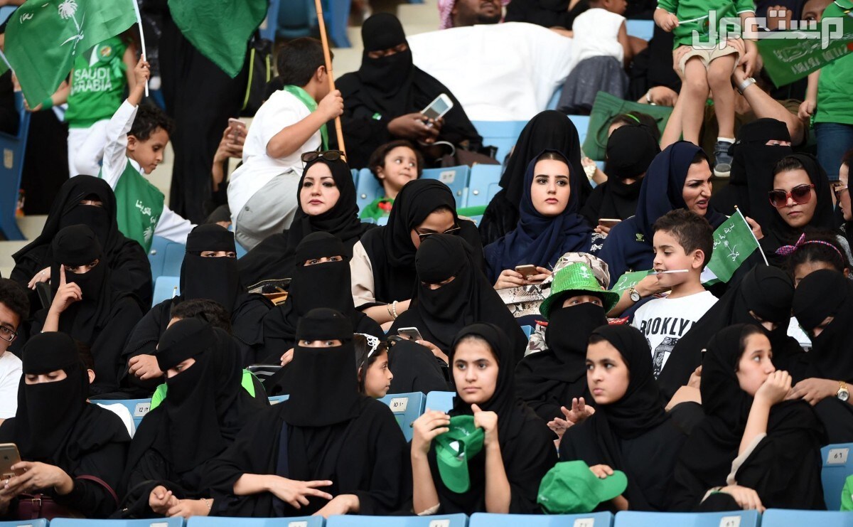 عدد أيام إجازة اليوم الوطني 94 للقطاع العام والخاص والبنوك عروض اليوم الوطني السعودي 1446 - 2024