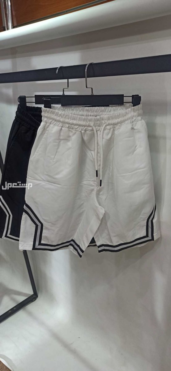 شورت خامة لاكوست