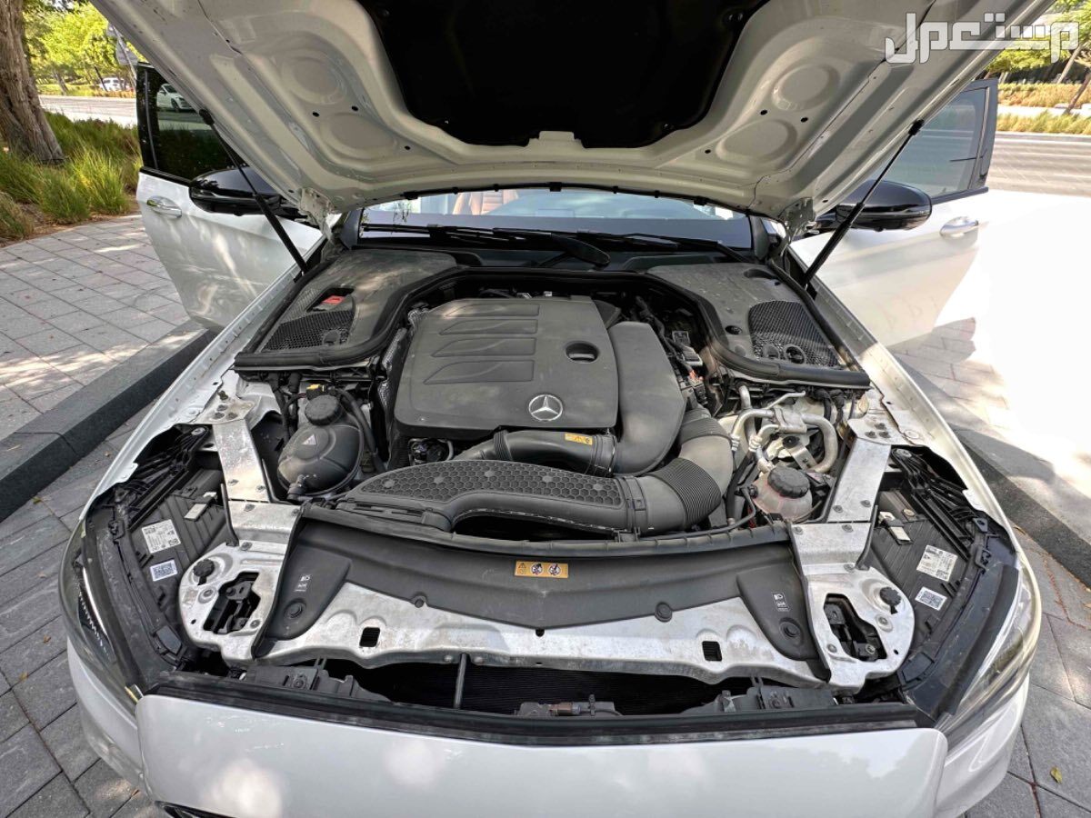 مرسيدس بنز E-Class 2023 في الشارقة بسعر 220 ألف درهم إماراتي