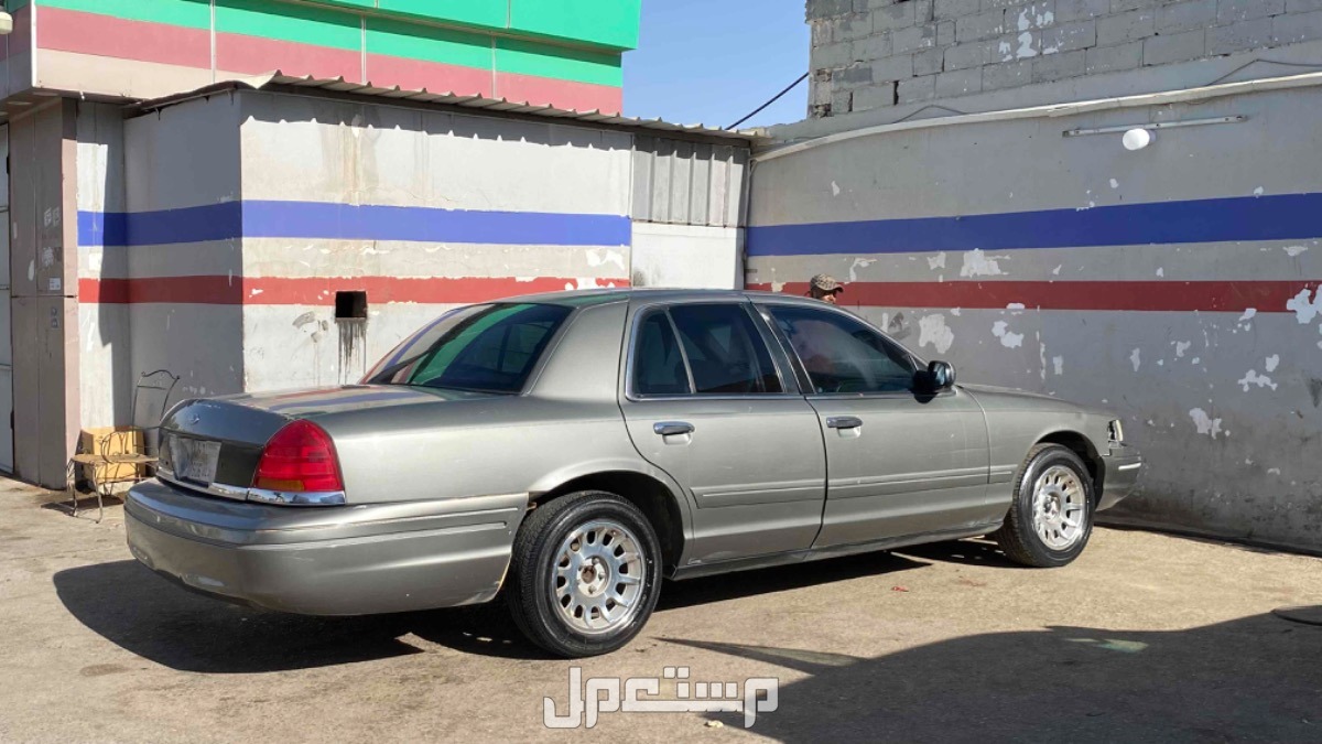 فورد كراون فكتوريا 2001 في القريات بسعر ألف ريال سعودي