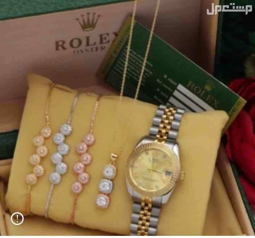 عرض خاص اليوم الوطني ساعه رجالي نسائي  ماركه رولكس كلاسيك طبق الاصل درجه اولى جوده عاليه    متوفره علبه الماركه رولكس