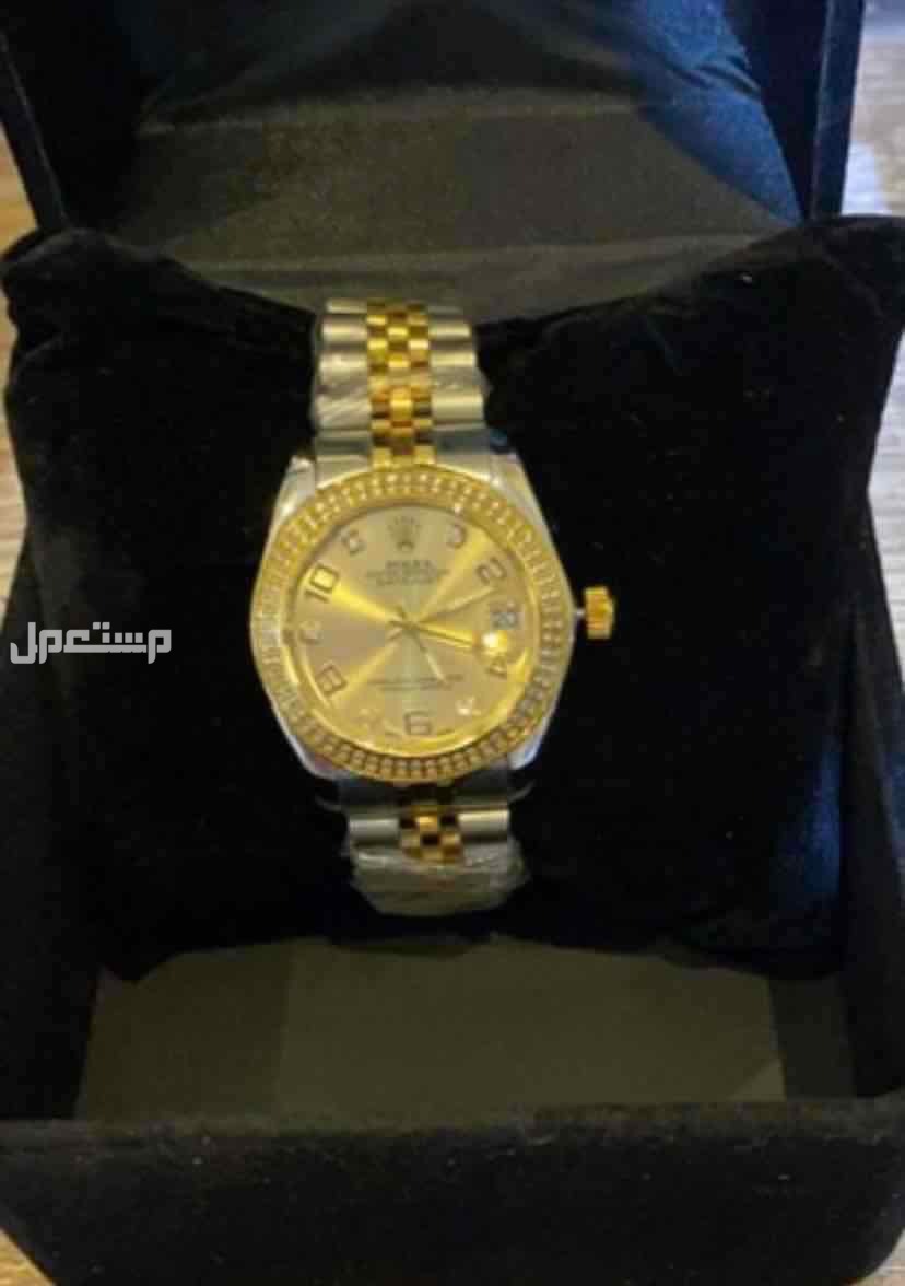 عرض خاص اليوم الوطني ساعه رجالي نسائي  ماركه رولكس كلاسيك طبق الاصل درجه اولى جوده عاليه    متوفره علبه الماركه رولكس