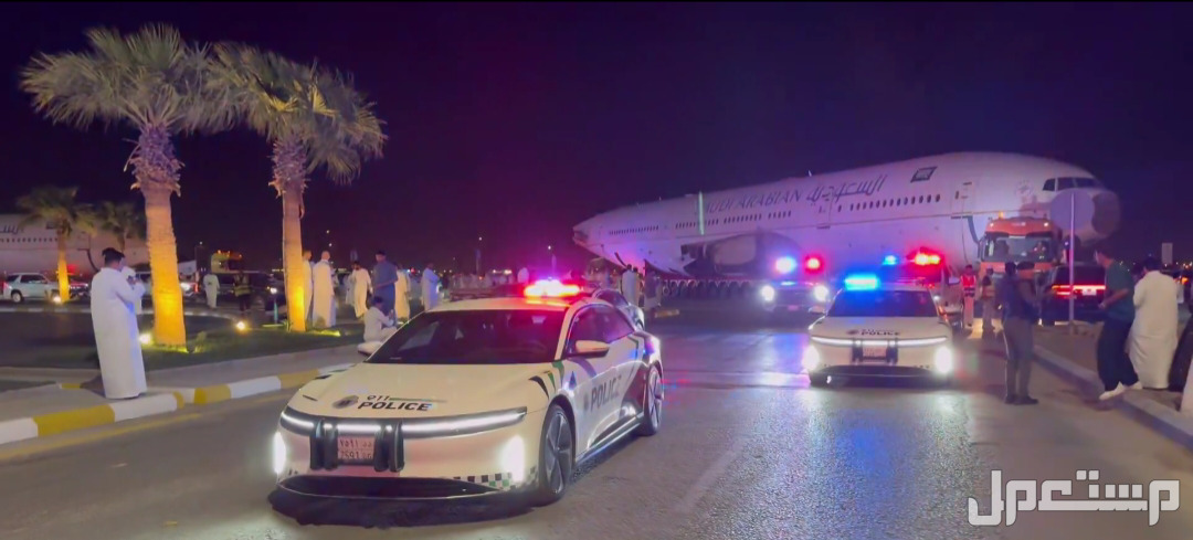 شاهد بالفيديو لحظة وصول طائرات موسم الرياض! لحظة وصول الطائرات الرياض فجرا
