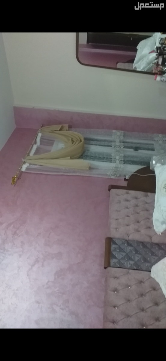 ثلات غرف نوم/اطفال مودرن/وبوفيه كبير مودرن بحاله جيده جدا