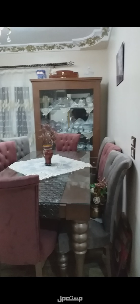 ثلات غرف نوم/اطفال مودرن/وبوفيه كبير مودرن بحاله جيده جدا