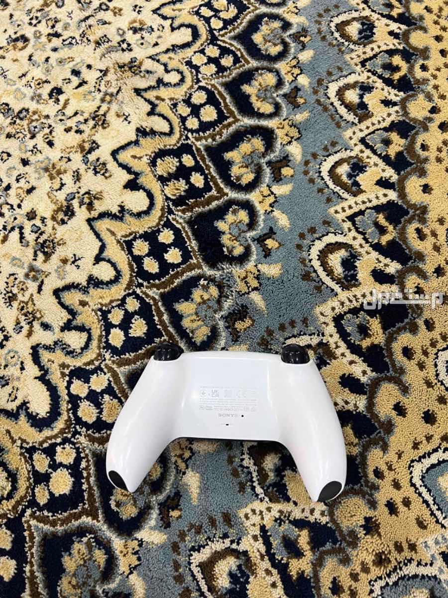 يد سوني 5 نظيف