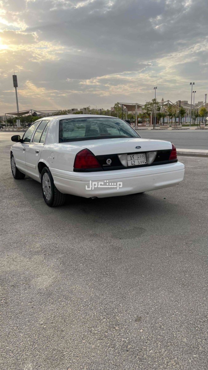 فورد كراون فكتوريا 2011 في الرياض بسعر 25 ألف ريال سعودي