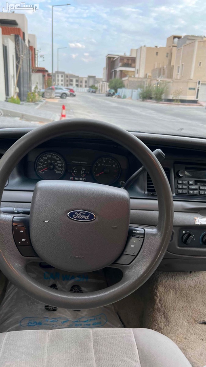 فورد كراون فكتوريا 2011 في الرياض بسعر 25 ألف ريال سعودي