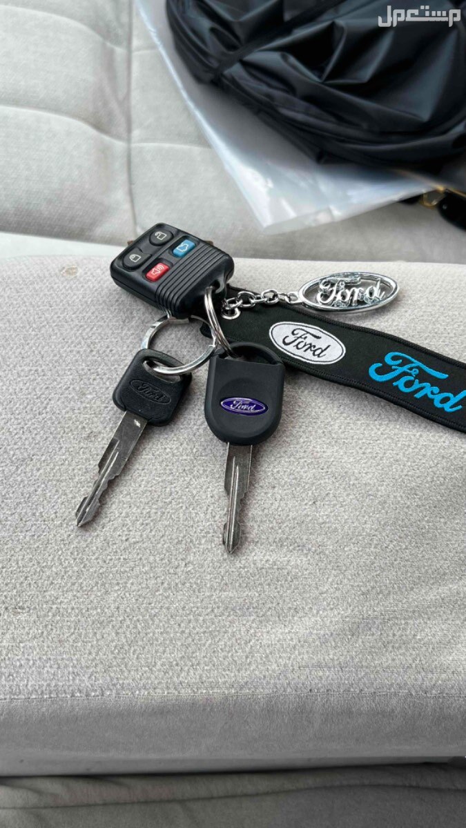 فورد كراون فكتوريا 2011 في الرياض بسعر 25 ألف ريال سعودي