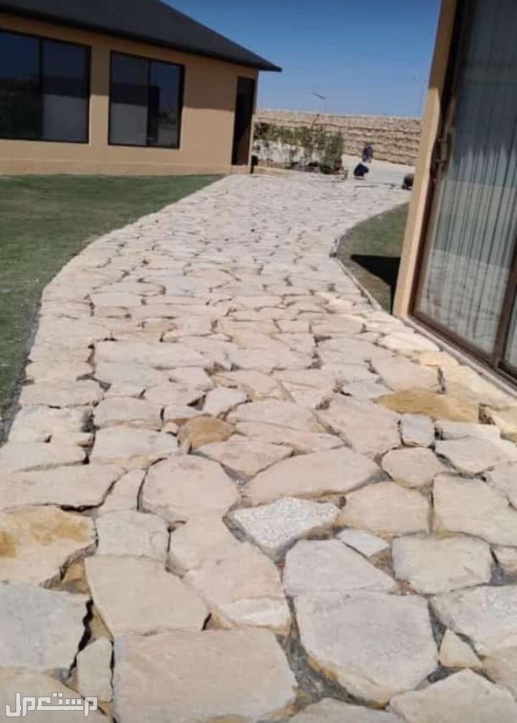 مقاول حجر