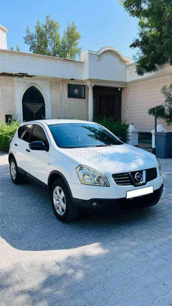 نيسان قاشقاي 2009 في العكر بسعر 1800 دينار بحريني