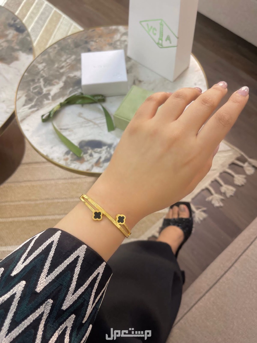 اكسسوارات ماركات مع الملحقات