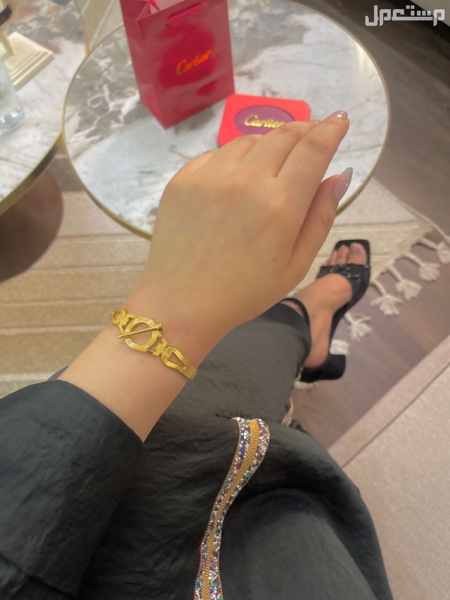 اكسسوارات ماركات مع الملحقات