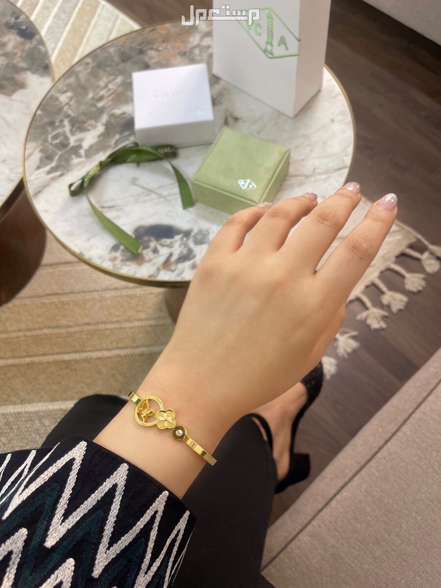 اكسسوارات ماركات مع الملحقات