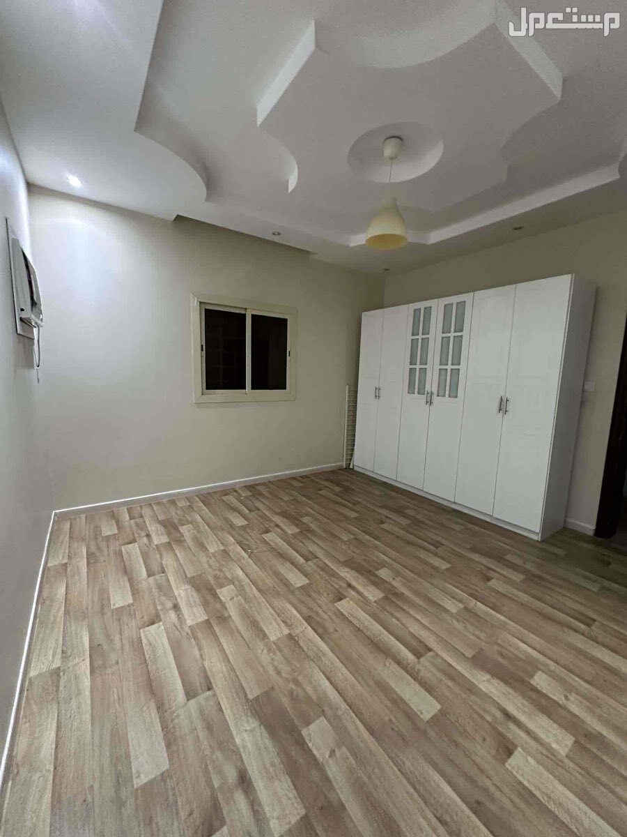 دولاب ملابس