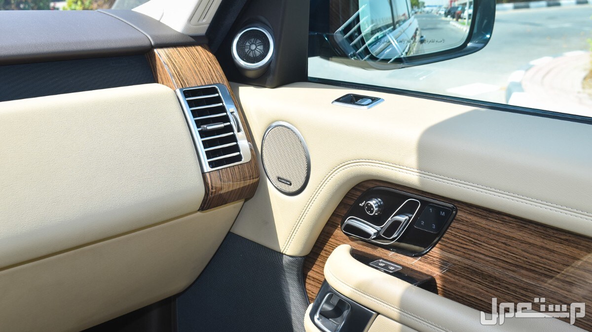 لاند روفر رنج روفر 2021 في دبي بسعر 290 ألف درهم إماراتي 2021 Land Rover Range Rover Vogue SE