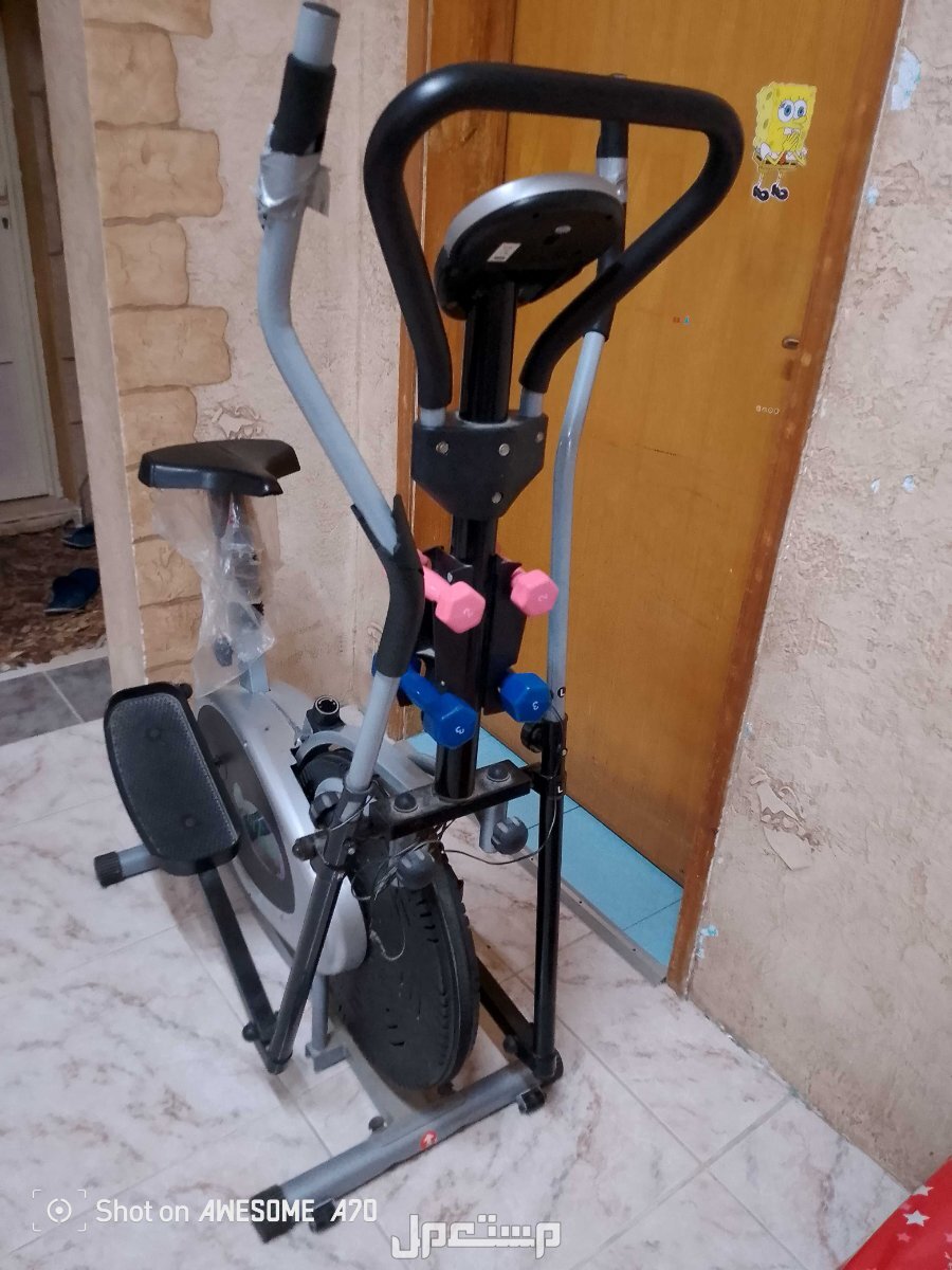 للبيع دراجة رياضية ثابتة
