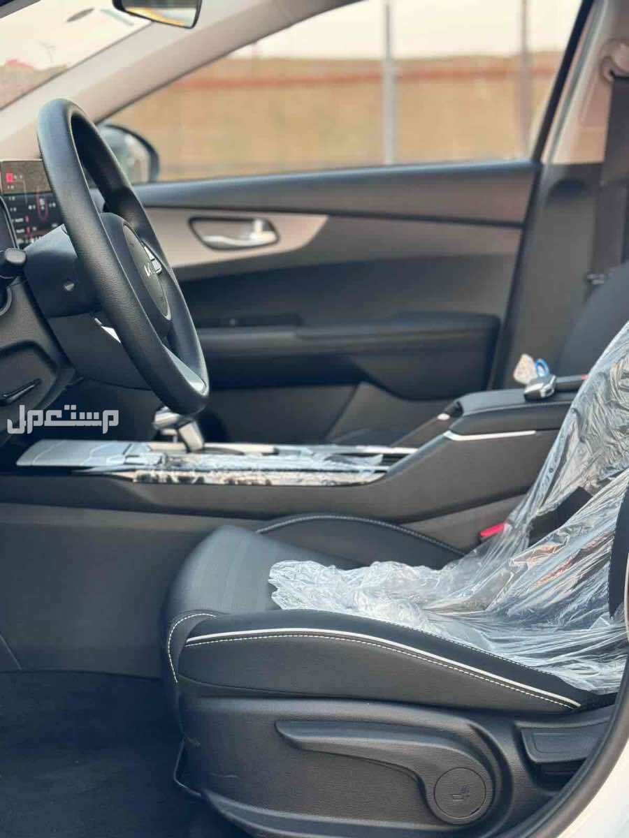 Kia K8 2024 in Dubai at a price of 60 thousands AED