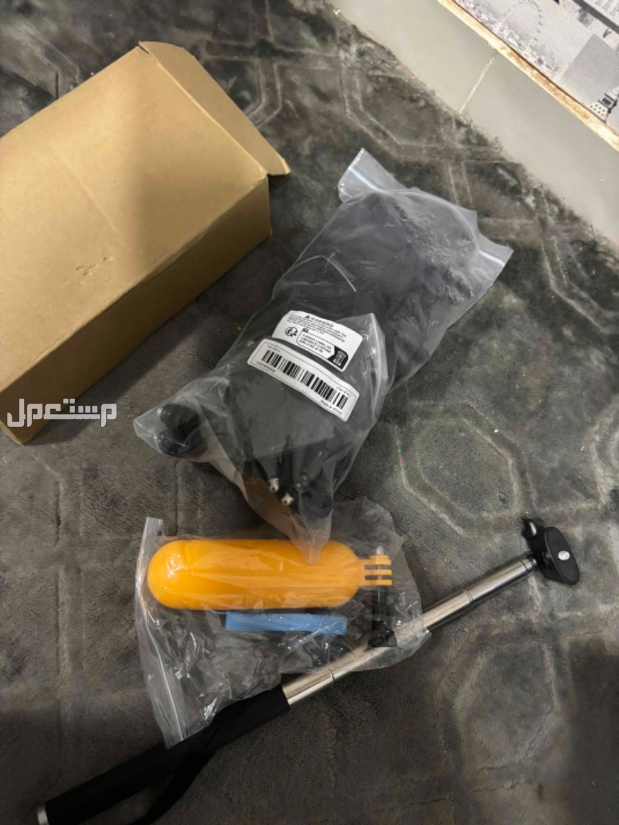 كميرا اكشن مع اكسسورته على اسوم
