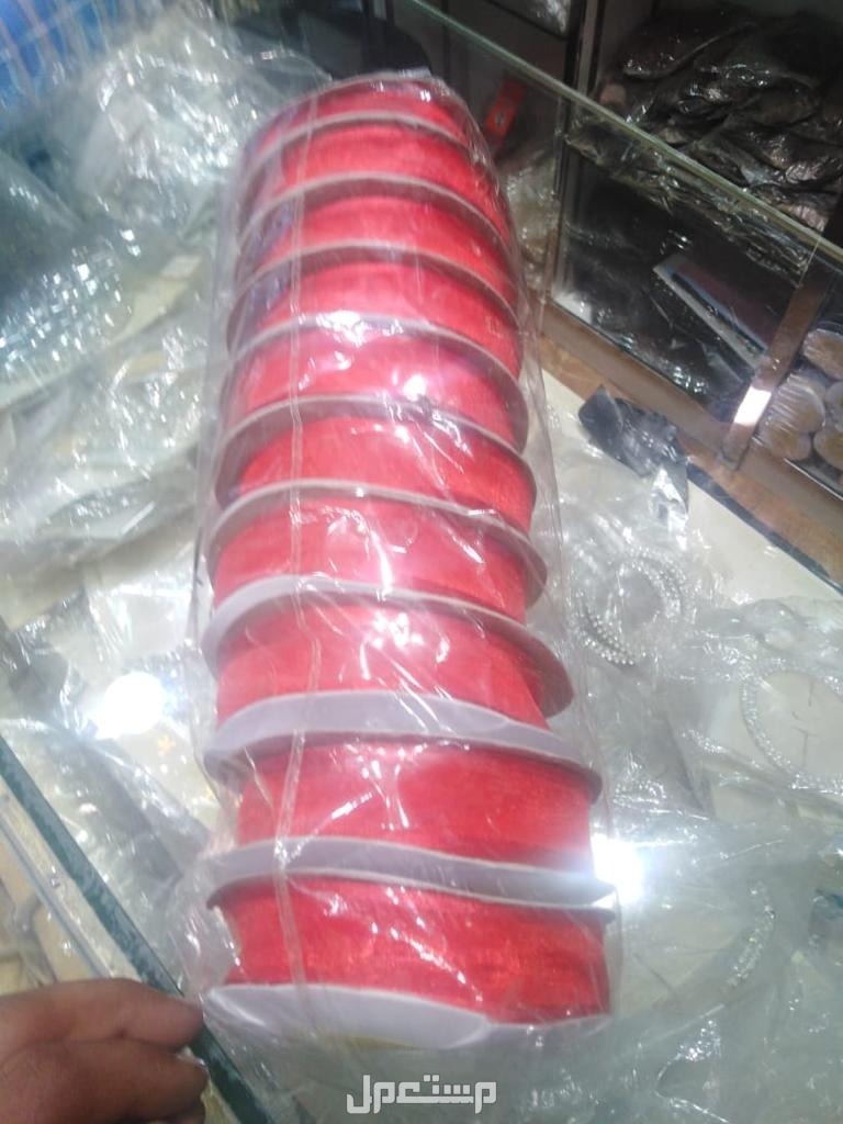 ادوات خياطة