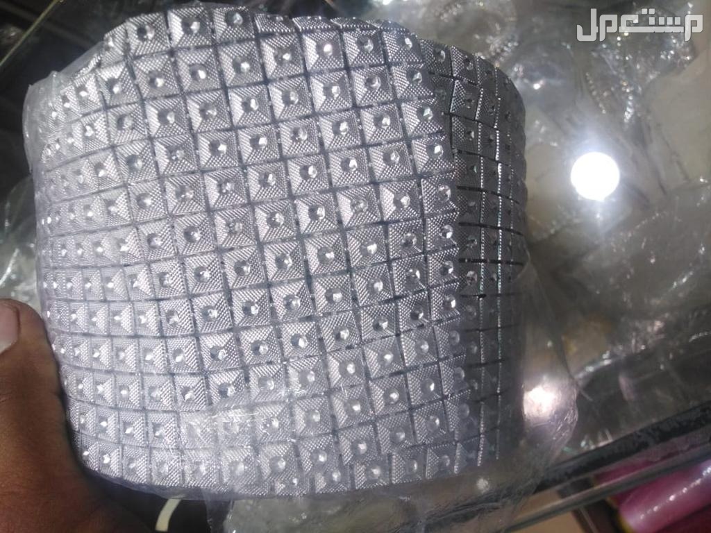 ادوات خياطة