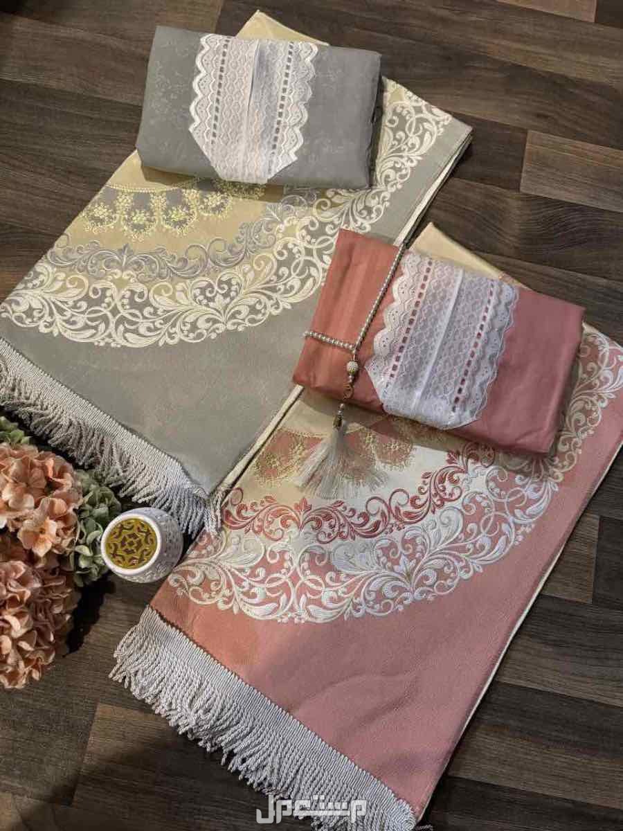 أطقم صلاة خامه نظيف 🌹سماكة السجاد اثنين سنت 🌹شرشف صلاة قطن مطرز 🌹سبحه 🌹السعر 150ريال  🌹عروضنا مستمره🌹  اطقم صلاة خامه سوري 🌹الطقم يتكون من سجاد صلاة  🌹شرشف صلاة