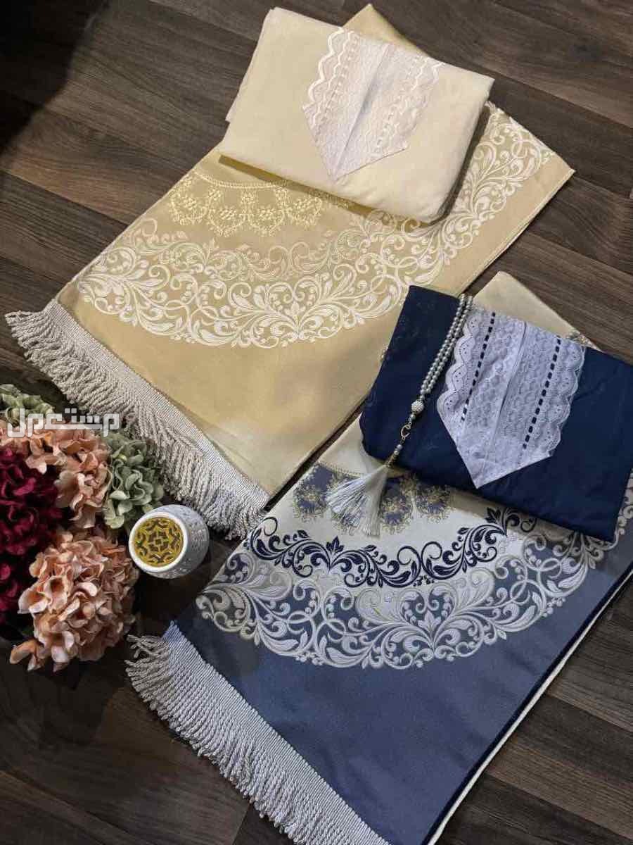 أطقم صلاة خامه نظيف 🌹سماكة السجاد اثنين سنت 🌹شرشف صلاة قطن مطرز 🌹سبحه 🌹السعر 150ريال  🌹عروضنا مستمره🌹  اطقم صلاة خامه سوري 🌹الطقم يتكون من سجاد صلاة  🌹شرشف صلاة