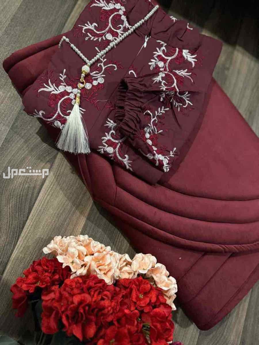 أطقم صلاة خامه نظيف 🌹سماكة السجاد اثنين سنت 🌹شرشف صلاة قطن مطرز 🌹سبحه 🌹السعر 150ريال  🌹عروضنا مستمره🌹  اطقم صلاة خامه سوري 🌹الطقم يتكون من سجاد صلاة  🌹شرشف صلاة