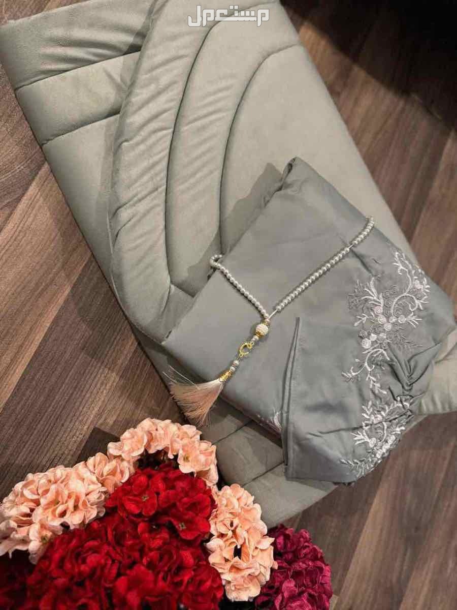 أطقم صلاة خامه نظيف 🌹سماكة السجاد اثنين سنت 🌹شرشف صلاة قطن مطرز 🌹سبحه 🌹السعر 150ريال  🌹عروضنا مستمره🌹  اطقم صلاة خامه سوري 🌹الطقم يتكون من سجاد صلاة  🌹شرشف صلاة