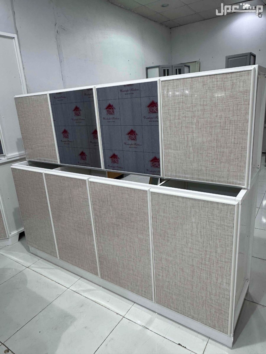 دولاب مطبخ جاهز مجلى حوضين مقاس 1.80 سانتي في جدة بسعر 900 ريال سعودي