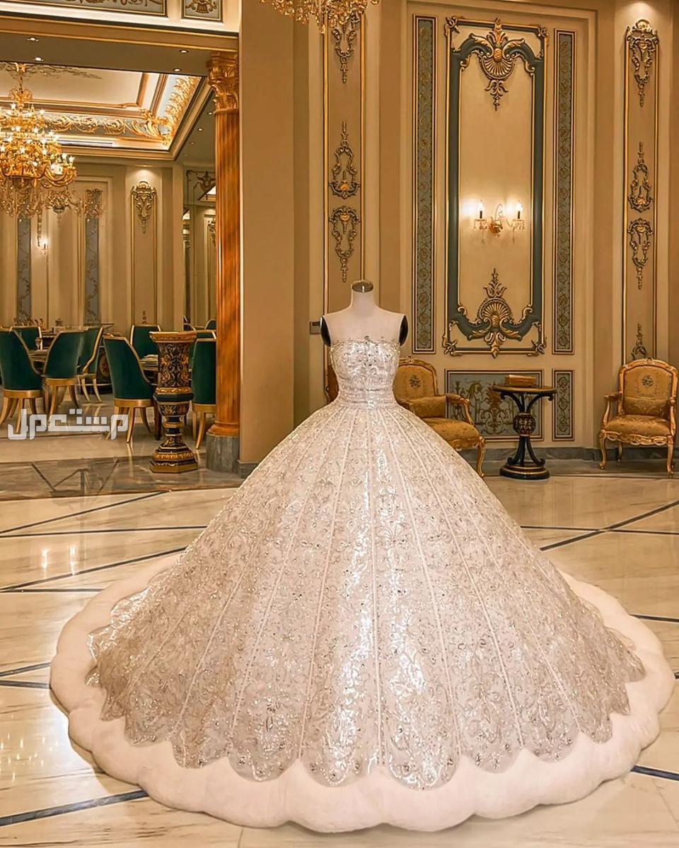 أحدث فساتين زفاف فخمة خليجية فساتين بتصميمات فريدة