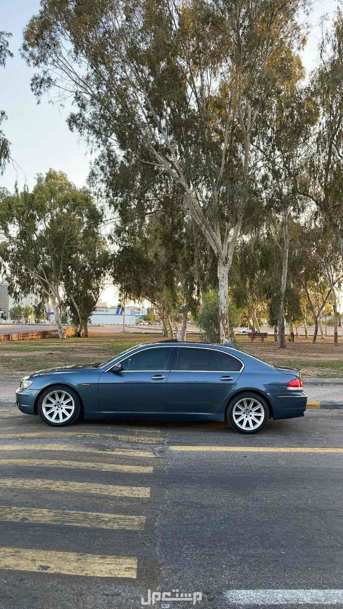 بي ام دبليو الفئة السابعة 2006 في عرعر بسعر 20 ألف ريال سعودي