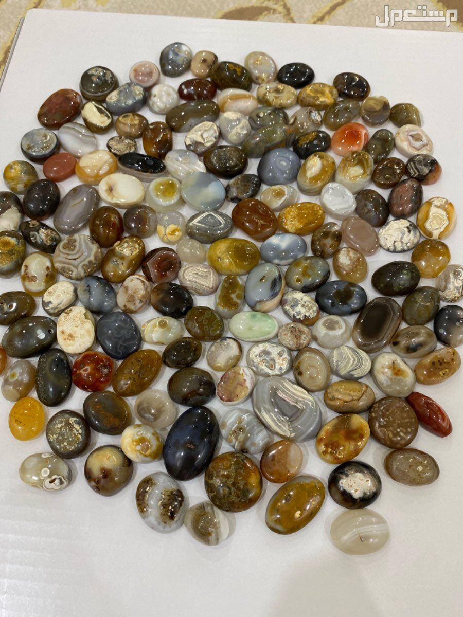 نخبة راقيه من العقيق البفاري الطبيعي اشكال واحجام والوان