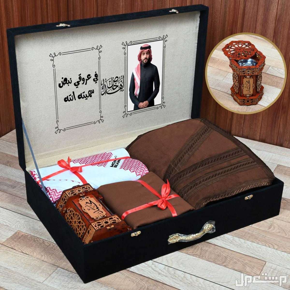 السعر 350ريال سعودي .🌹 جديدنا من فانتاستك 🌹  🎁 بكس رجالي شتوي 🎁   ⬜ فرو رجالي شموا صناعة سوريا جوده عاليه *مقاسات من 1 الى 5*  ⬜ قماش شتوي ماركة مونت بلانك ثلاثه امتار وربع عرضين مع زراي