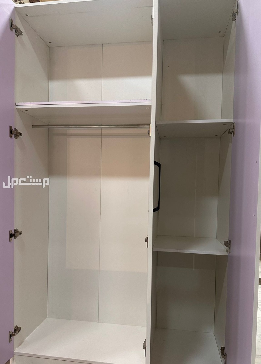 دولاب ملابس جديد بالكرتون