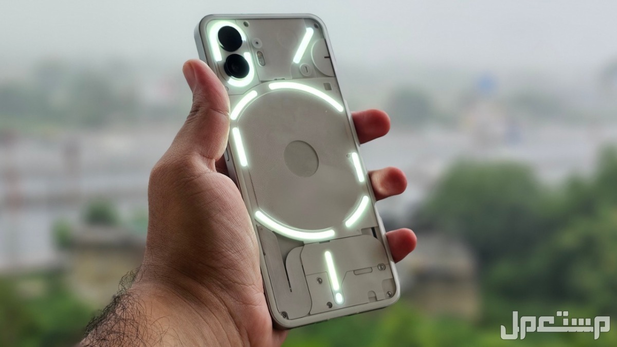 مراجعة وتجربة هاتف Nothing Phone 2 هاتف Nothing Phone 2