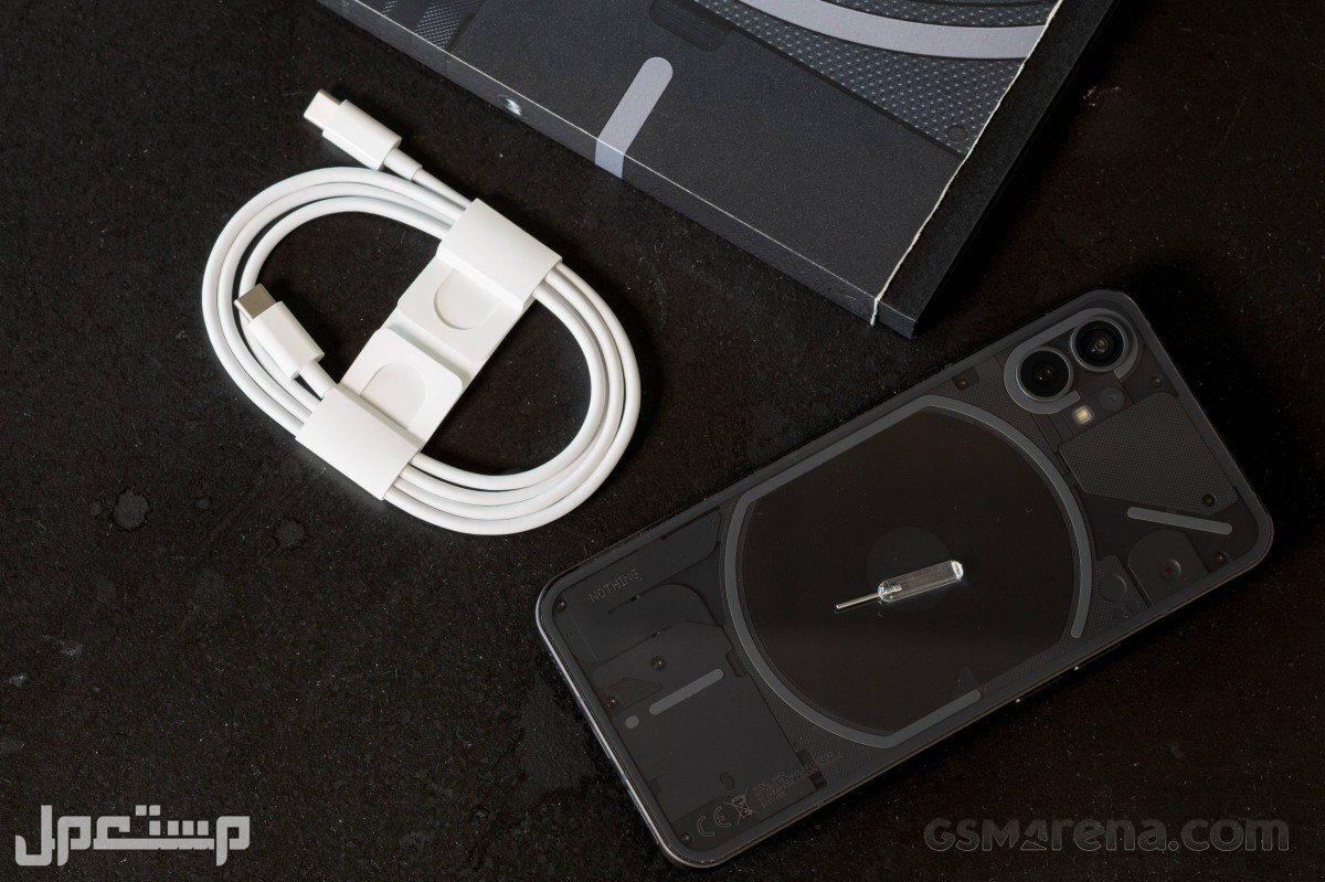 مراجعة وتجربة هاتف Nothing Phone 2