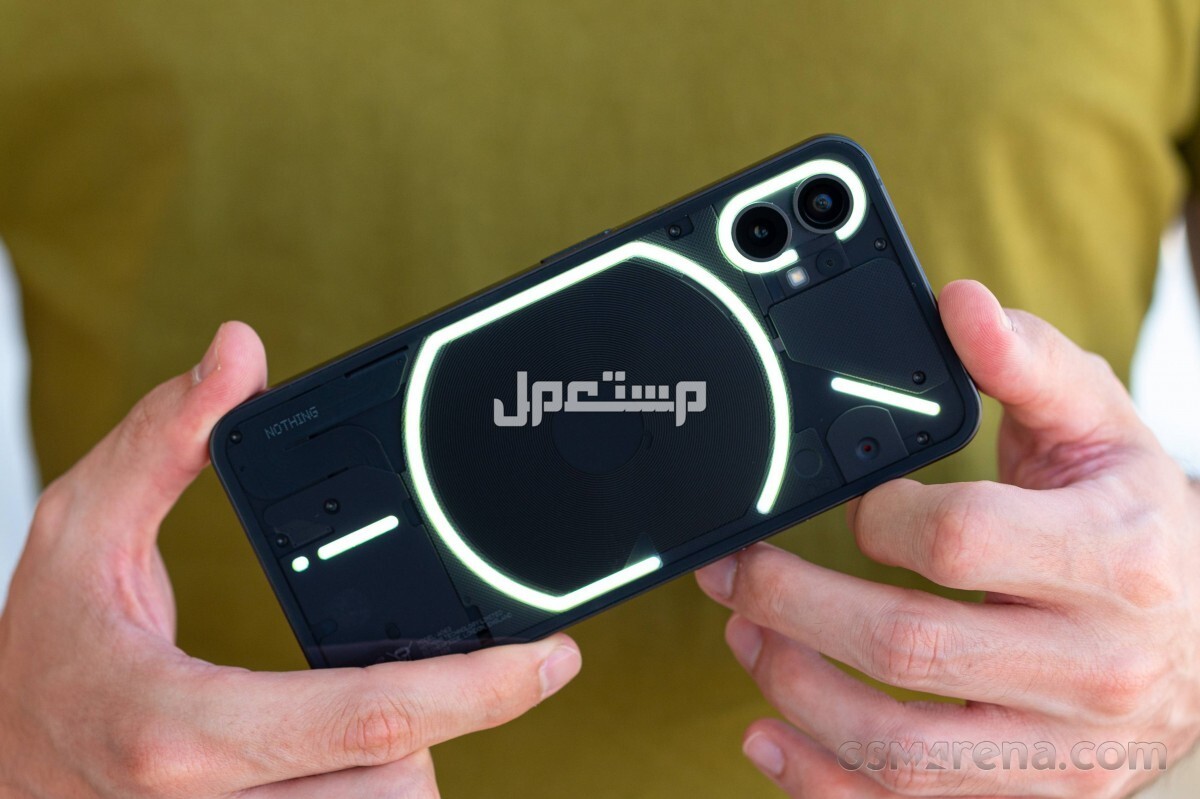 مراجعة وتجربة هاتف Nothing Phone 2