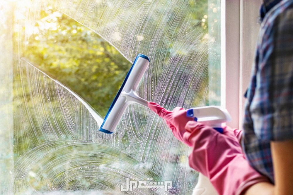 الفرق بين ملمع الزجاج والخشب طرق تنظيف وتلميع الزجاج