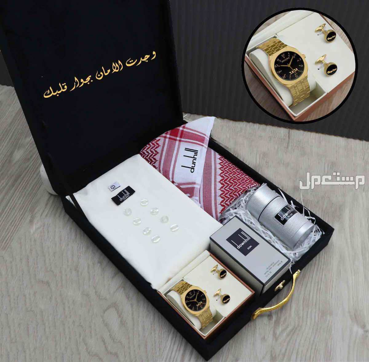 بوكس هدية رجالي راقي ماركةdunhill    دنهل          ✨ *قماش ماركه dunhill مقاس ثلاثه امتار وربع في مترين مع زراير ولوقو في الجيب والرقبه دنهل* 2️⃣ *شماغ ماركه dunhill سوبر قطن 100% مقاسات