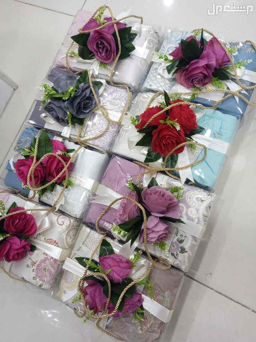 🌹عروضنا مستمره 🌹أطقم صلاة خامه نظيف 🌹الطقم يتكون من 🌹سجاد صلاة مبطن خامه نظيفه 🌹شرشف صلاة قطن مطرز 🌹متوفر المرد والسحاب 🌹سبحه 🌹سورة البقرة 🌹مع بوكس وورد صناعي 🌹