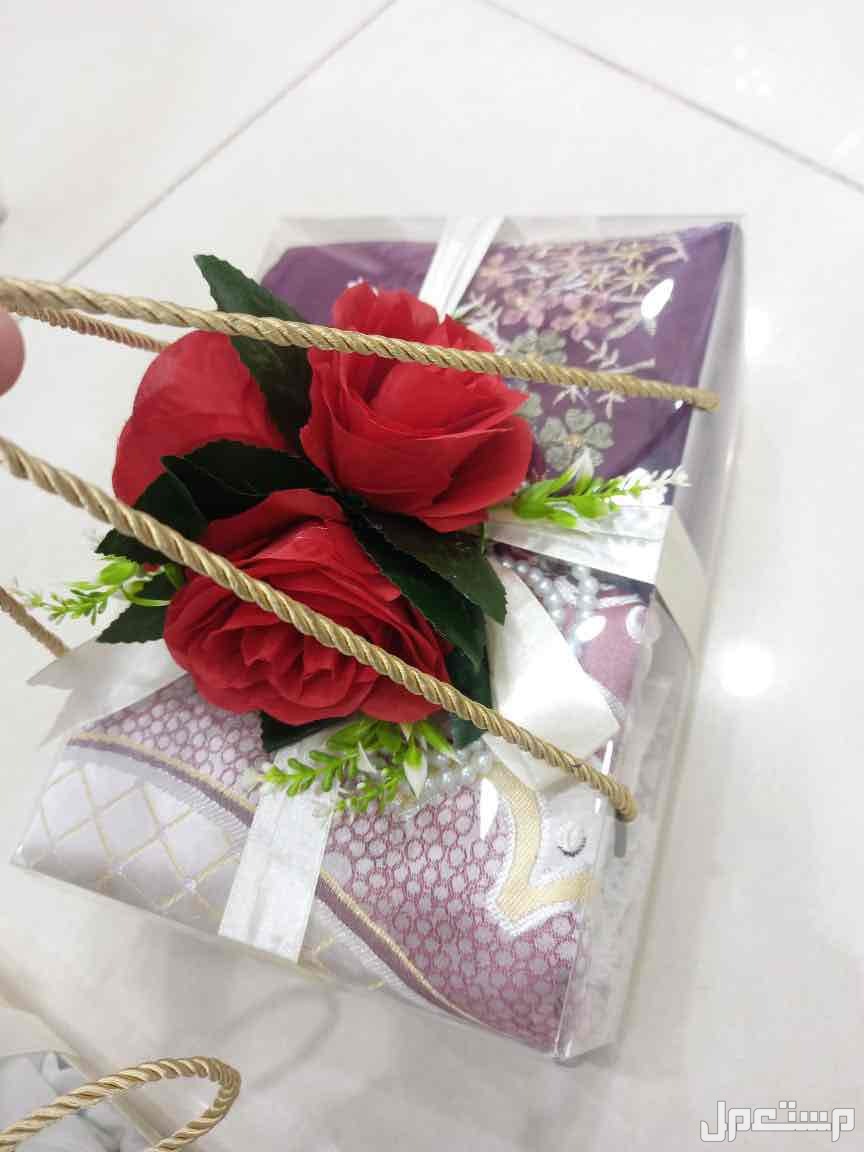 🌹عروضنا مستمره 🌹أطقم صلاة خامه نظيف 🌹الطقم يتكون من 🌹سجاد صلاة مبطن خامه نظيفه 🌹شرشف صلاة قطن مطرز 🌹متوفر المرد والسحاب 🌹سبحه 🌹سورة البقرة 🌹مع بوكس وورد صناعي 🌹