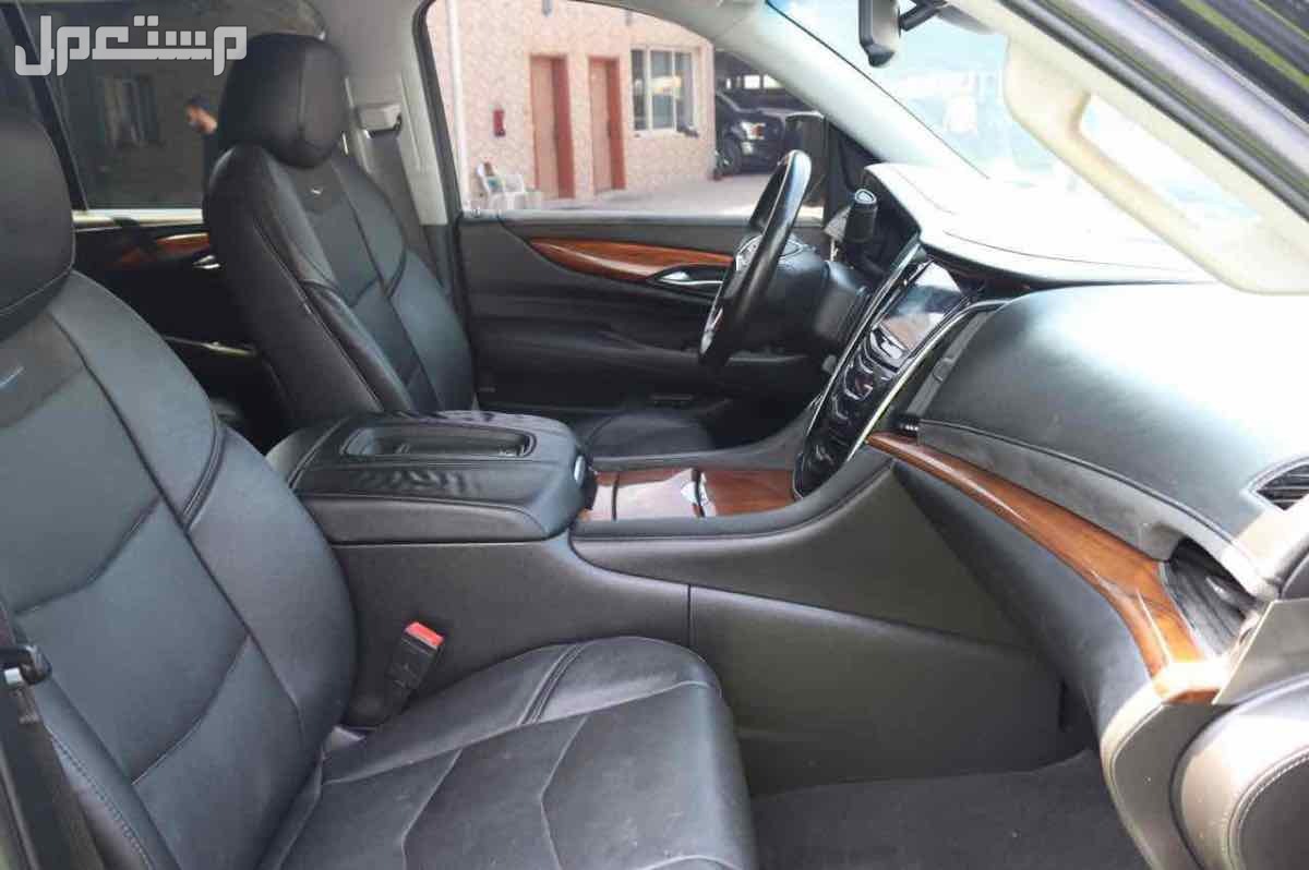كاديلاك اسكالي 2016 للبيع في دبي بسعر 75000 درهم إماراتي