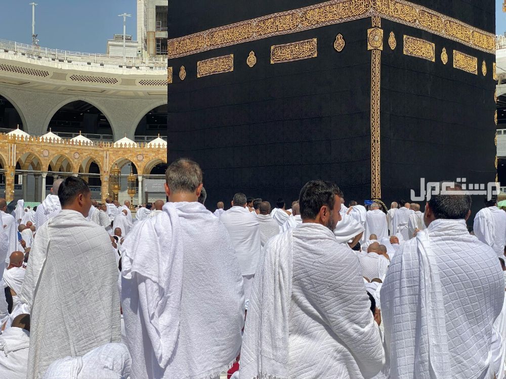 تفسير رؤية الحج لشخص آخر في المنام لابن سيرين تفسير حلم الحج لشخص آخر للرجل