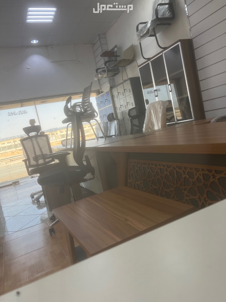 مكاتب سكرتاريه و درج مودرن لون خشبي