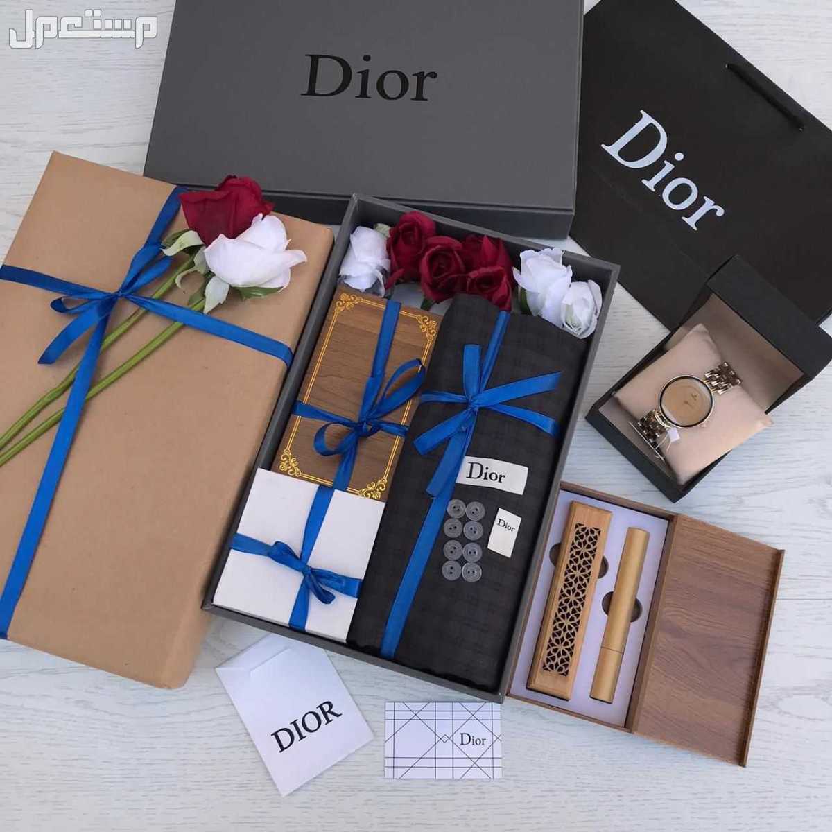 السعر 250 ريال سعودي .جديدنا😍🎁🛍️  طقم رجالي 👱🏼‍♂️ 🤏🏻قماش ديور شتوي  الخامه جدًا ممتازه  المقياس 3.5 في عرضين  ساعه حديد رجالي ضد الماء 💳🎁  مبخره مستعجل مع البخور ♨️  مصمم على شكل هد